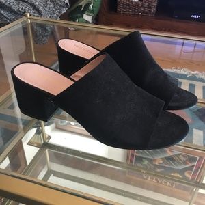 Steve Madden Black Heeled Mules